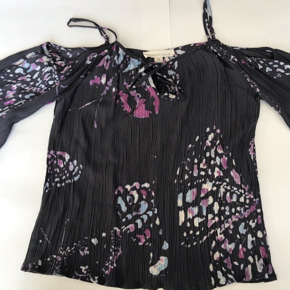 Lovestitch off the shoulder cold shoulder blouse - Picture 2 of 4